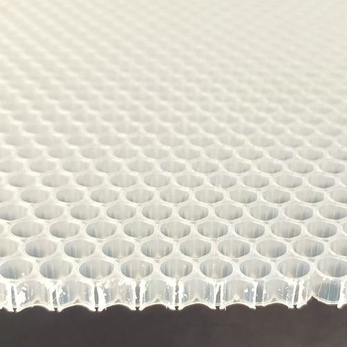 pp蜂窝芯强度货车厢式高复合板塑料蜂窝玻璃钢复合板厂家现货