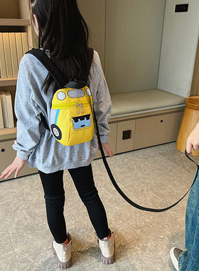 网红儿童书包男童卡通小汽车女孩防走失双肩包新款幼儿园宝宝背包