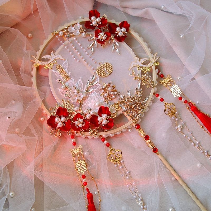 新娘团扇新中式婚礼香槟金色红色秀禾扇结婚网红手工喜扇批发