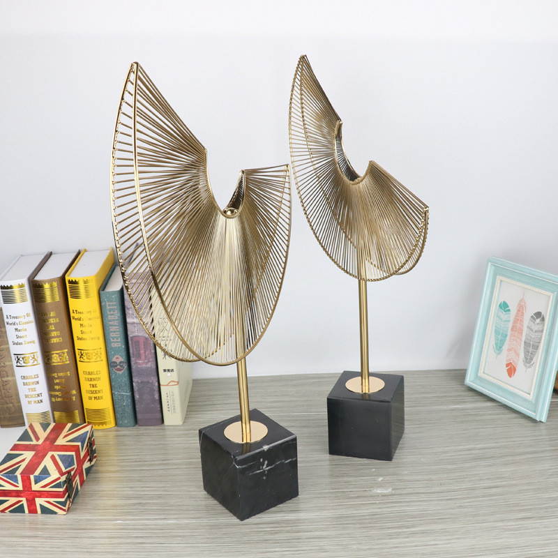 欧式创意金属底座软装电镀五金工艺品金属客厅样板房别墅扇子饰品