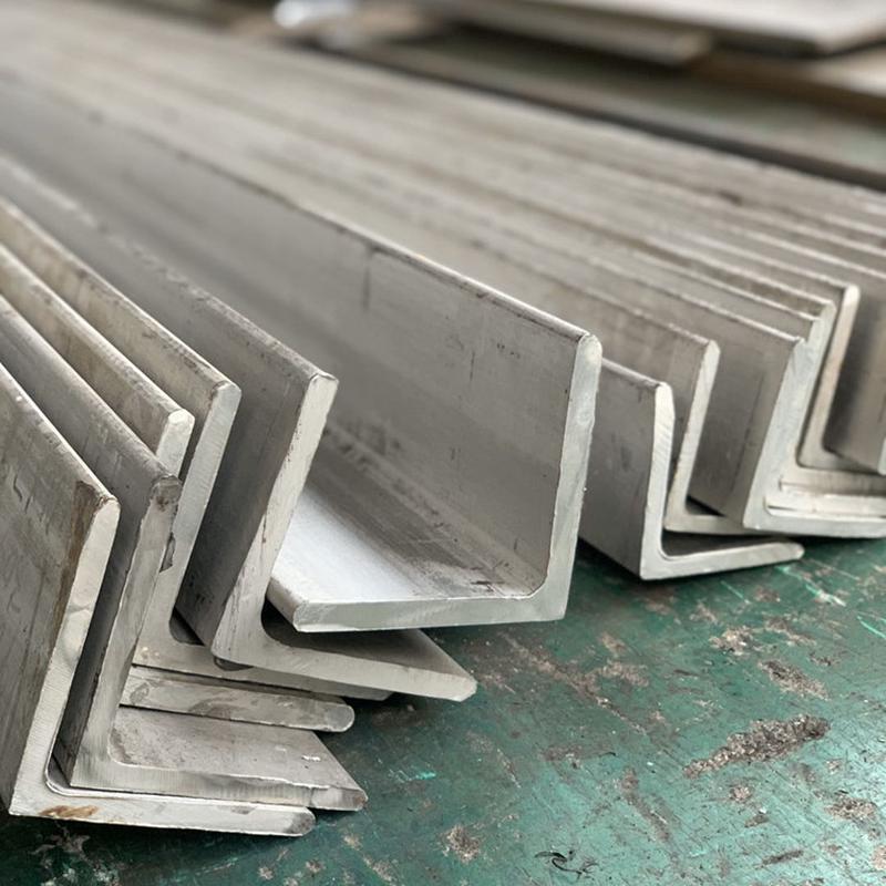 304不锈钢角铁304 不锈钢三角 316L不锈钢角钢 万能角钢规格40*40