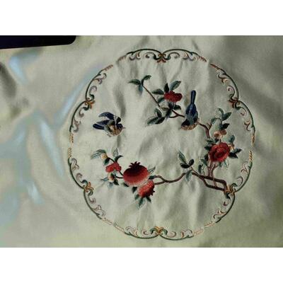 厂家直供新国风高精刺绣古风布贴纸卡刺绣自粘贴布diy有图即出