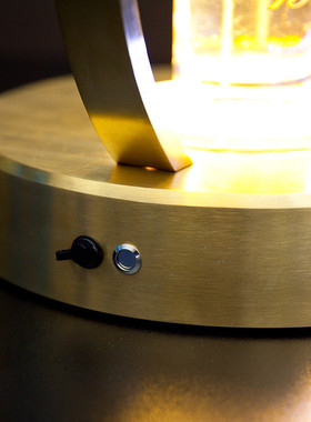 金属工艺发光洋酒白酒酒座酒架展示架国窖1573白酒展示底座摆台