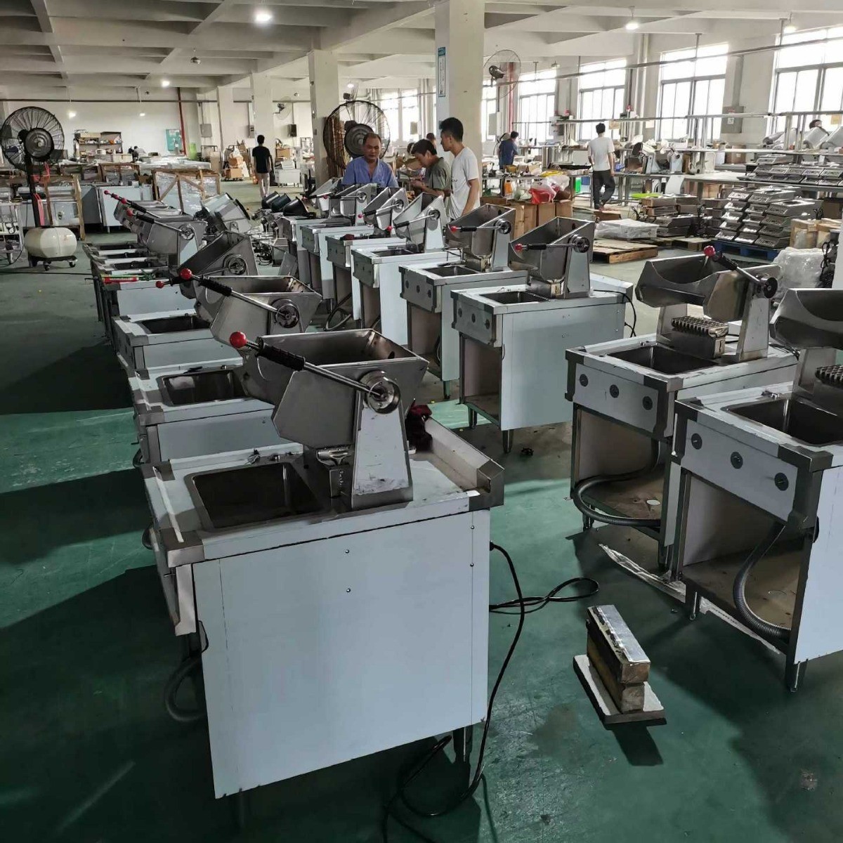 定制大型炒菜机商用炒饭全自动机器人滚筒炒米粉外卖食堂炒面锅