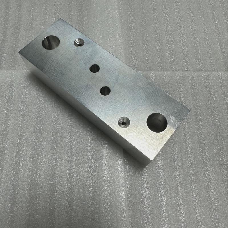 五轴cnc五金零件加工铝合金数控车床精密机械单件图来定制