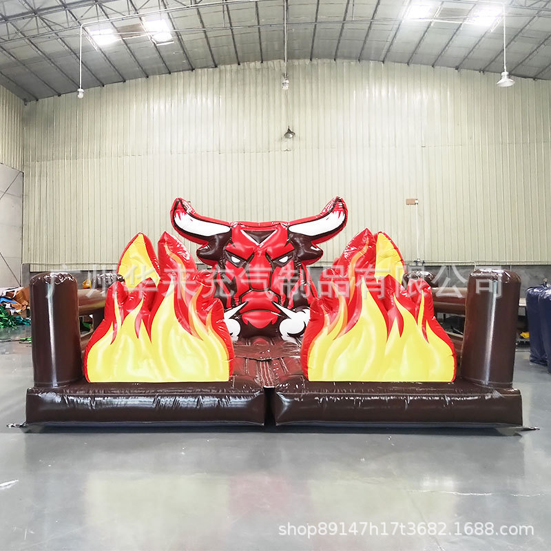 热销广场疯狂斗牛机游乐设备充气摇摆旋转电动充气仿真牛斗牛垫冲
