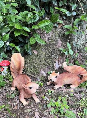 2024新品现货松鼠雕塑庭院仿真动物树挂花园庭院树脂挂件饰品