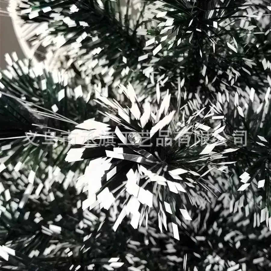 工厂定制七彩1.8米墨绿白边全led灯枝头批发慢闪发光光纤圣诞树灯