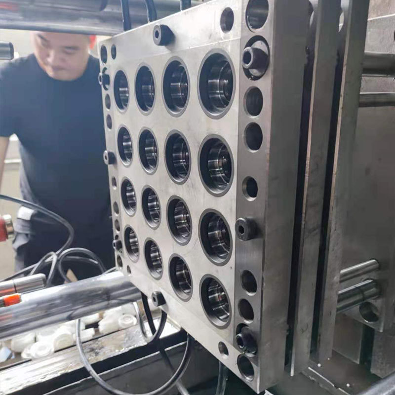 热销塑料机油壶盖子油瓶脱油盖模具易拉盖模具自动盖冷流道模具