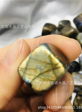 热销吉诺水晶批发工艺品碎石拉长石月光石碎石正方体鱼缸造景水晶