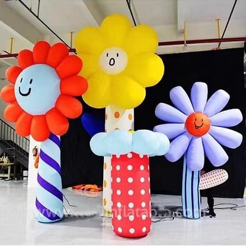 龙充气财神爷气模新年卡通美陈装饰发光花朵大型商场悬吊挂道具球