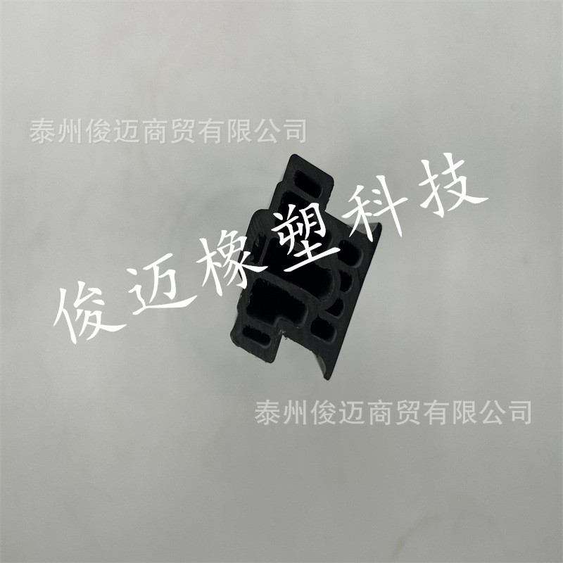 热销异型材开关线槽塑料型材pvc挤出模具挤塑非标塑料型材