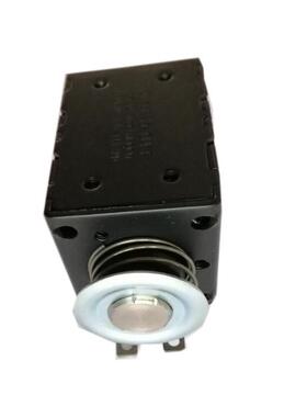 热销电磁铁isliker供应ge-40.04-u/v165824vdc15%edf29n