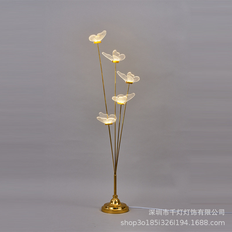 新款亚克力蝴蝶路引婚礼灯光地插迎宾区装饰婚庆道具布置拉丝蝴蝶