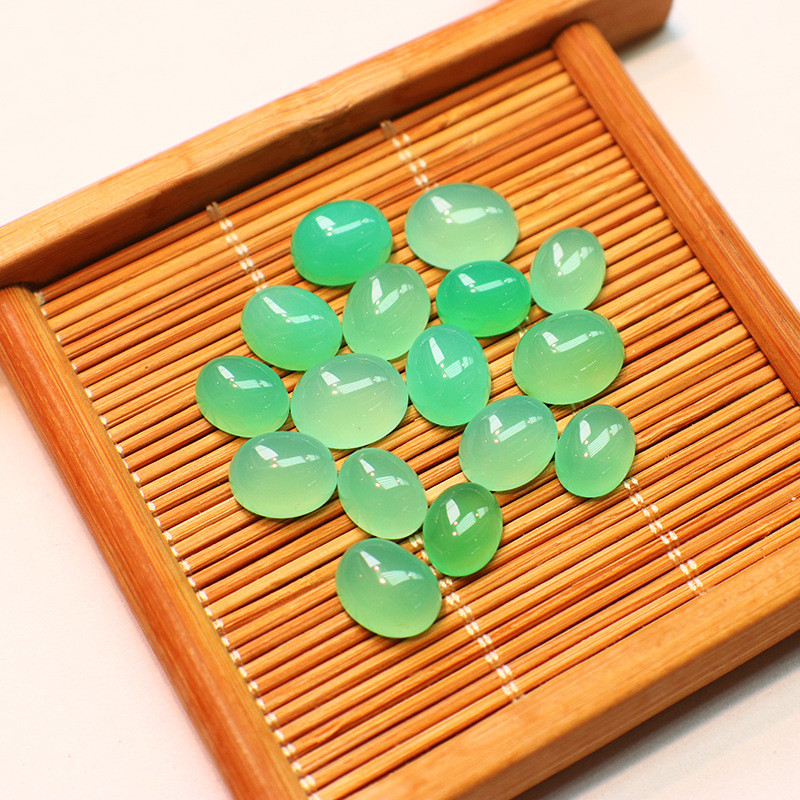 热销天然高品质三a澳洲髓绿玉玉蛋形平底素面工厂大量现货批发首