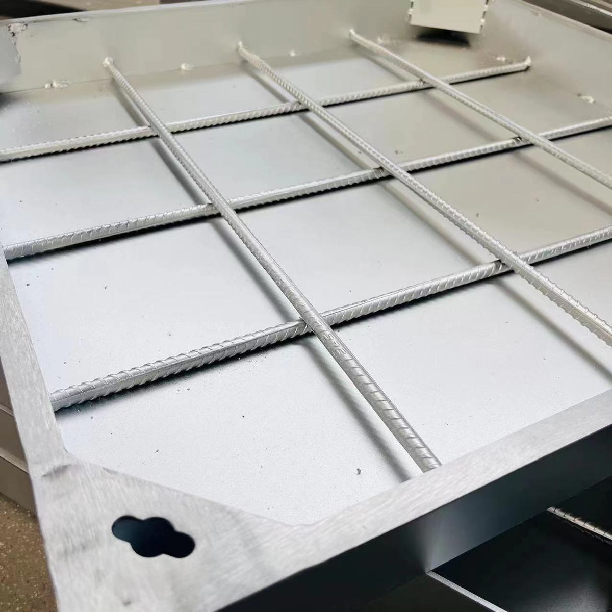 不锈钢绿化砖井盖电力电缆铺隐形市政井盖镶边正方形雨水装饰盖板