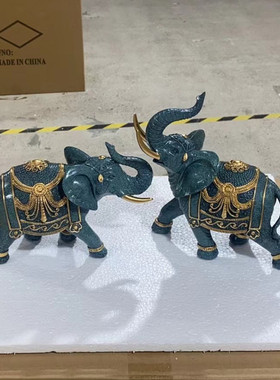 欧式迎财蓝色摆件创意客厅桌面电视柜摆设软装树脂工艺品礼品