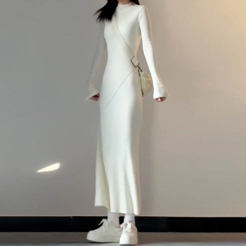 新品今年流行的超火针织连衣裙子女装2025年新款春季修身法式包臀