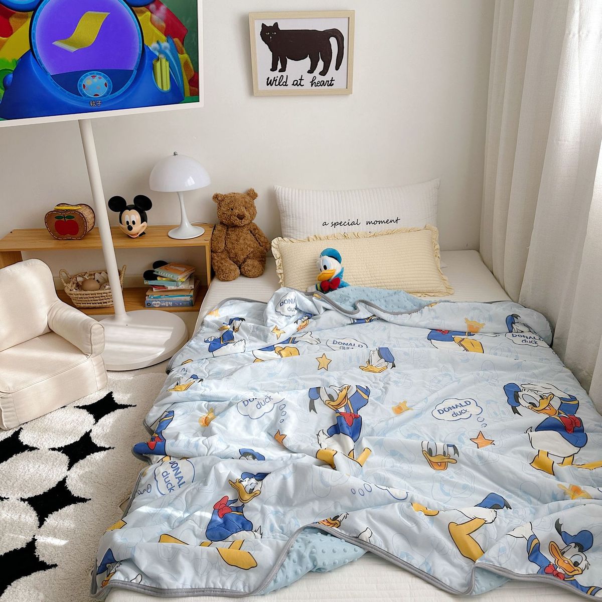 爆款迪士卡通凉薄被子丝豆豆被宝宝毯午休空调感草莓熊凉感被批发