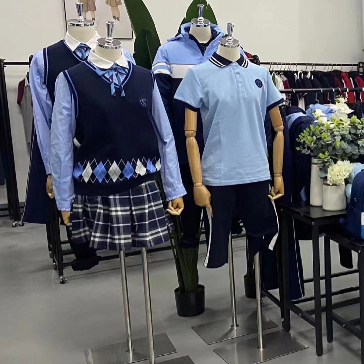 青少年中学生大孩子服装模特大童装店模特道具大男孩校服模特