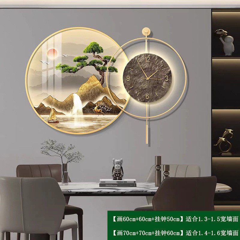 轻奢带灯餐厅装饰画风画钟表时钟圆形山水画客厅挂画玄关墙面壁画