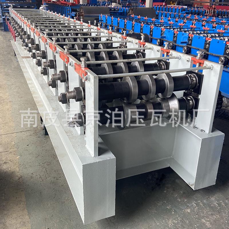 热销供应成型机止水钢板u型紫铜板止水带机械设备v型止水钢板设备