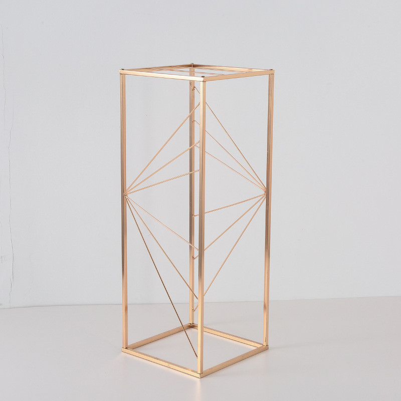 婚庆道具路引花架金色铁艺架子婚礼电镀摆件简约现代植物架可批发