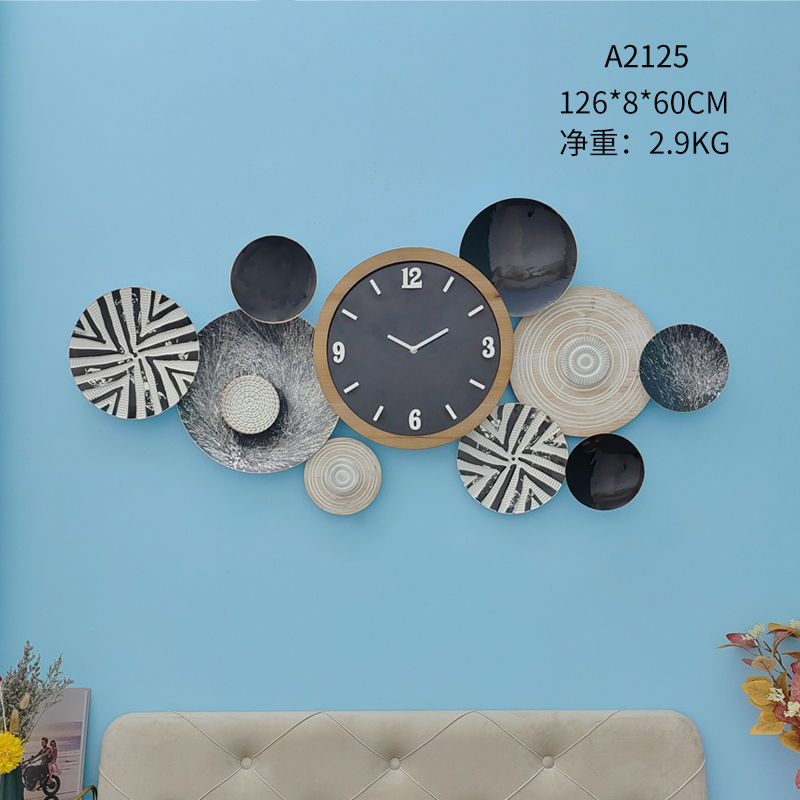 北欧钟表挂钟客厅欧式轻奢家用时钟简约现代表挂墙个性创意时尚