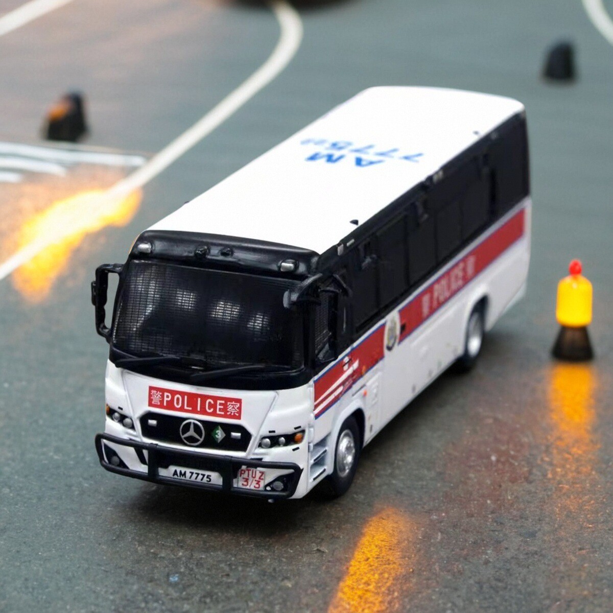 TINY微影 1:76 香港警车战术巴士ptu红白警车AM7775合金收藏模型