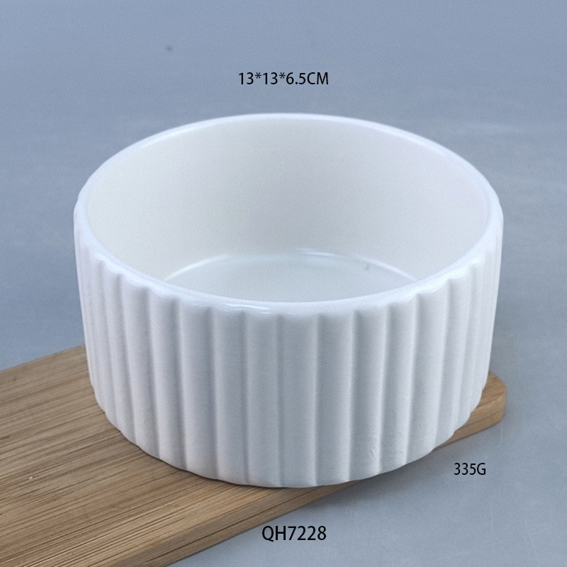 白色竖条纹宠物陶瓷碗喂食猫咪碗水碗食盆精致光滑易清洗猫碗批发