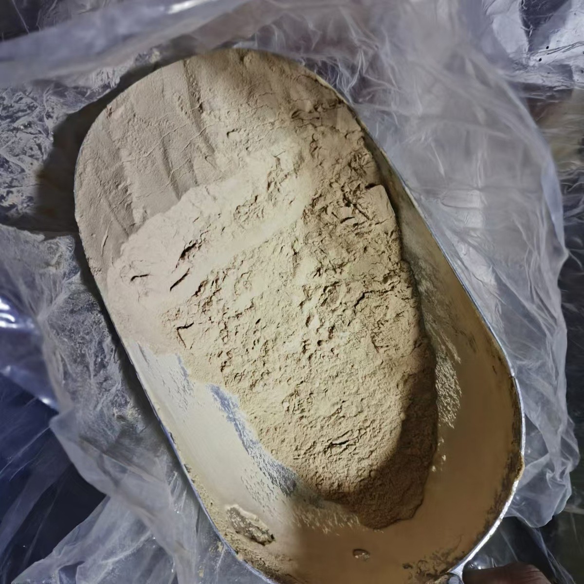 现货聚谷氨酸增产级原料肥料增效剂10%25%生根保花保果提质农业