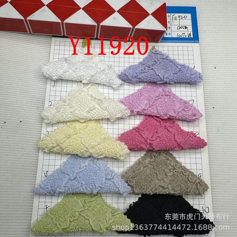 现货梭织涤纶弹力泡泡格子格子提花2厘米格子大小4cm横条皱布