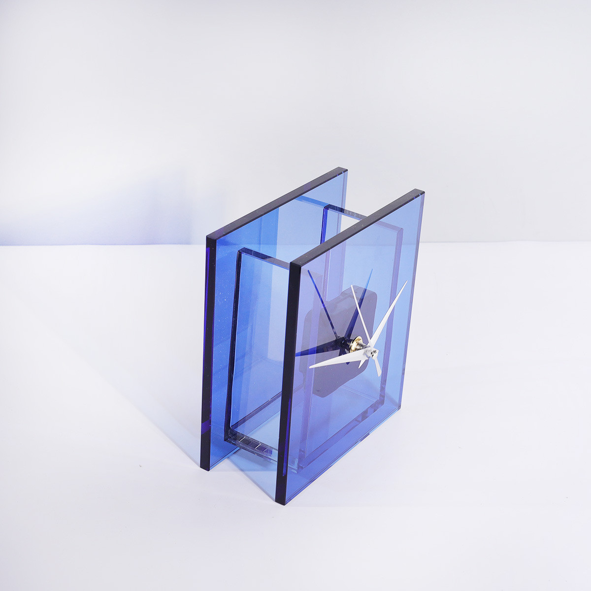 热销现代简约轻奢玻璃水晶台式时钟表软装客厅花器电视柜办公桌面