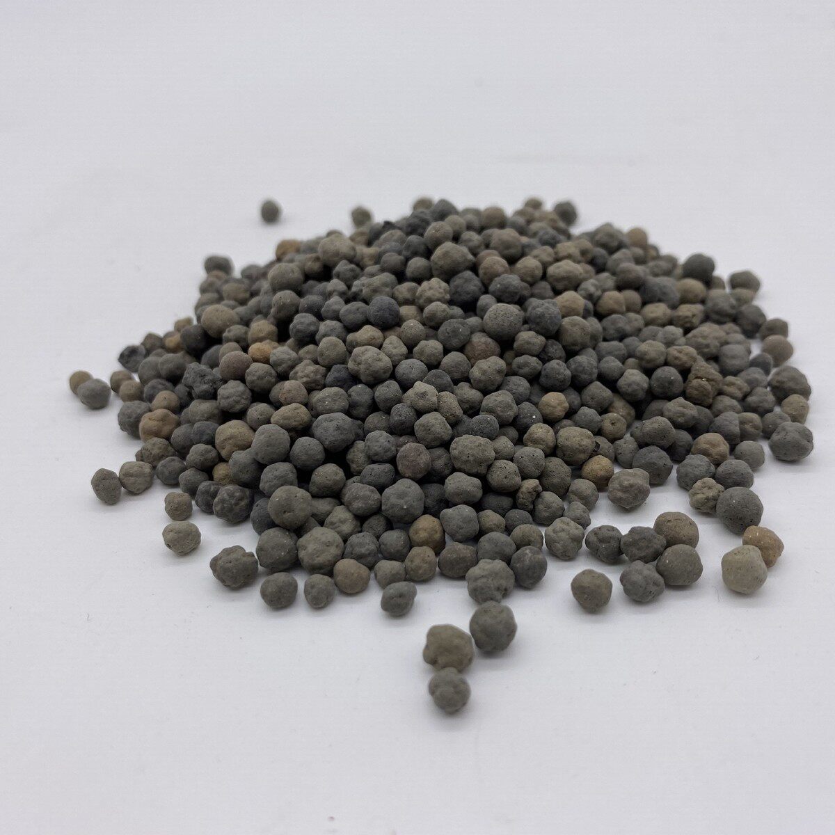 热销厂家供应净水滤料生物滤池3-5陶粒沙微生物载体陶粒生物水族