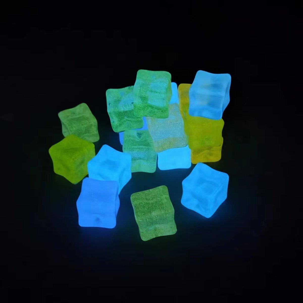 厂家供应高亮各色造景夜光石鱼缸园艺树脂发光彩色石子荧光石,鲜花速递/花卉仿真/绿植园艺,其它园艺用品,淘宝优惠券,粉丝福利购,淘宝优惠卷