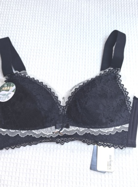 品牌撤柜透气乳胶杯大胸内衣无钢圈文胸黑色四排扣75BC杯薄款