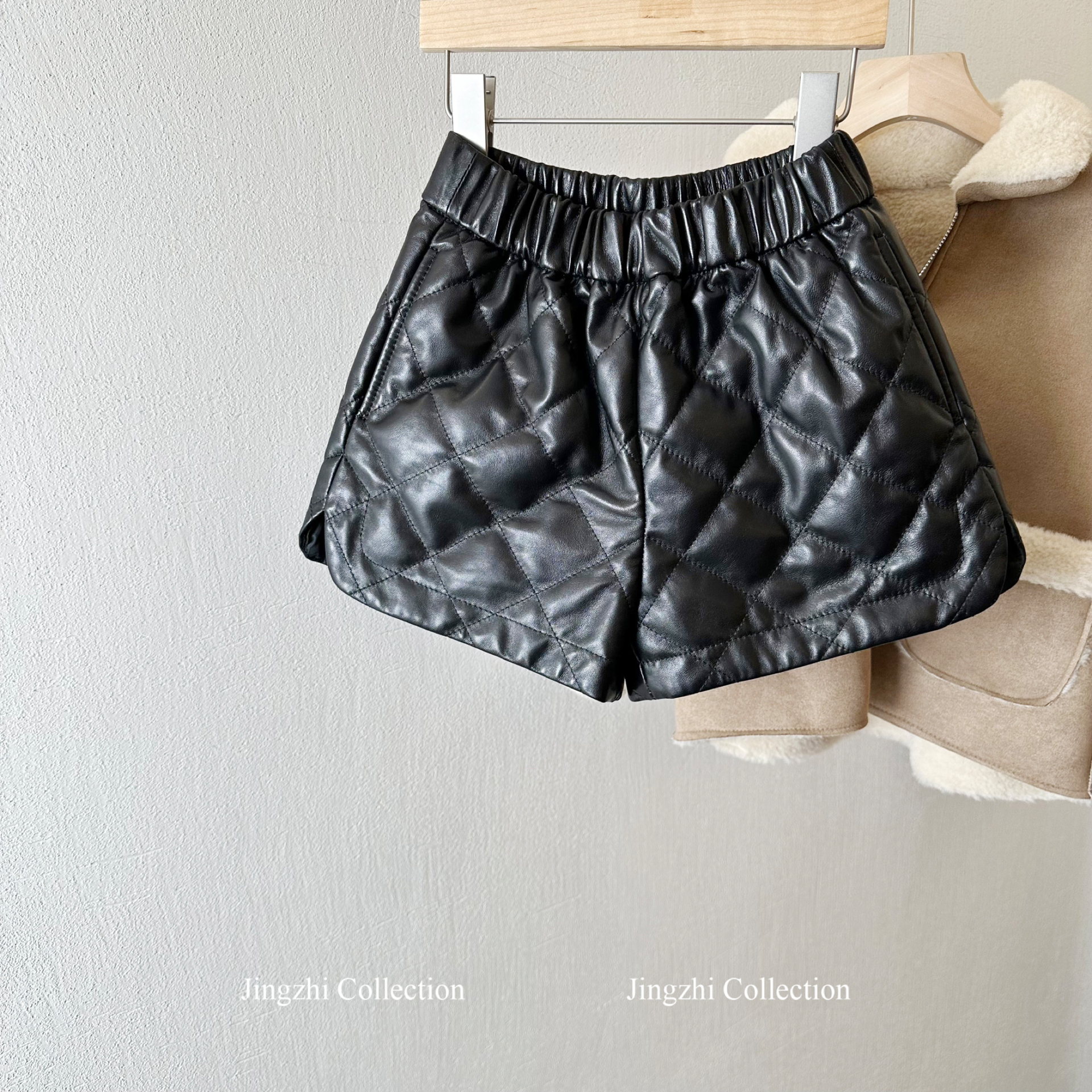 冬季小香风女童夹薄棉黑