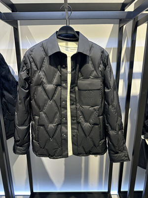 B1ACE4223/425C太平鸟男装冬季新款黑色衬衫式鹅绒保暖翻领羽绒服