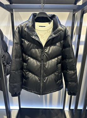 B2ACE4519 太平鸟男装2024冬季新款宽松休闲黑色PU皮保暖羽绒服潮