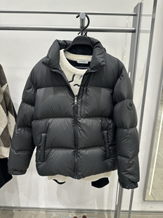 新款 2024冬季 鹅绒超轻加厚立领面包羽绒服 太平鸟男装 B1ACE4447