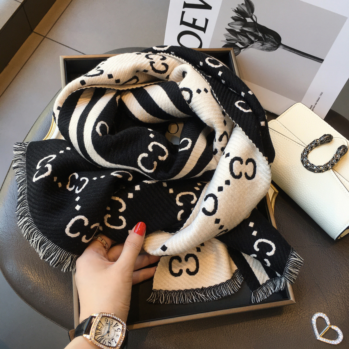 字母双面针织围巾披肩毛线围脖