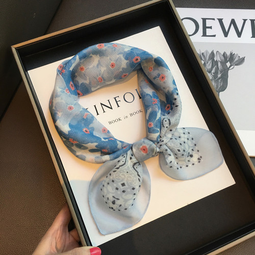 小溜家2026新款春秋季清新花朵混棉小方巾装饰领巾围巾百搭丝巾女