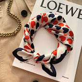 杭州丝绸女春秋百搭甜美爱心小领巾围巾桑蚕丝真丝丝巾53cm小方巾