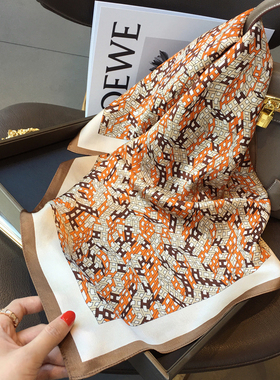 小溜家韩版立体字母100%桑蚕丝真丝丝巾装饰围巾杭州丝绸70cm方巾