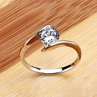进口D色莫桑石卡镶钻戒相拥天使之吻女戒指S925银镀铂金情侣礼物