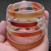 厂家直销No 微瑕疵品 俏色玉髓 秀细加厚款 天然巴西玛瑙手镯