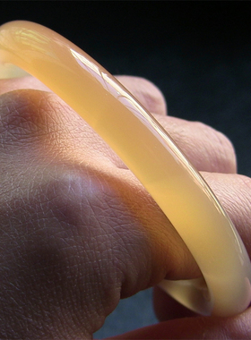 天然巴西玛瑙手镯/复古圆条/香橙色玉髓/水润通透1923