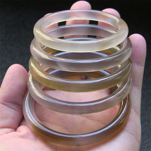 瑕疵品专区/8mm细圆条天然巴西玛瑙手镯/精美纹理/原色玉髓No:133