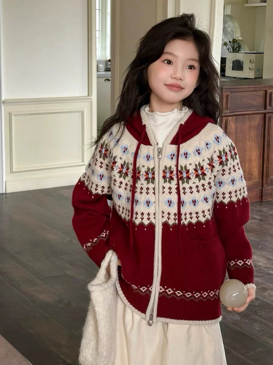童乐鱼2025冬款女童连帽费尔岛毛衣外套儿童洋气针织开衫上衣0692
