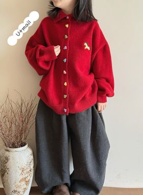 U+mail童装2025新年款男女童年款红色翻领小马刺绣毛衣开衫3328潮